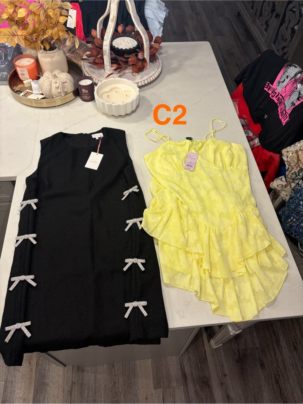 6 New Dresses & 1 Long sleeve sweatshirt size L mixed brands smoke free home